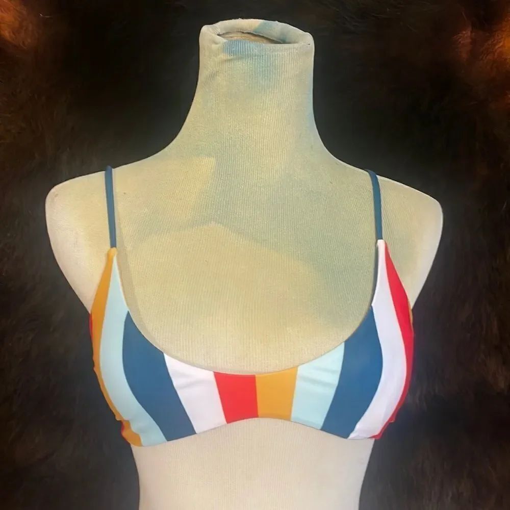Romwe bikini top S (4400)